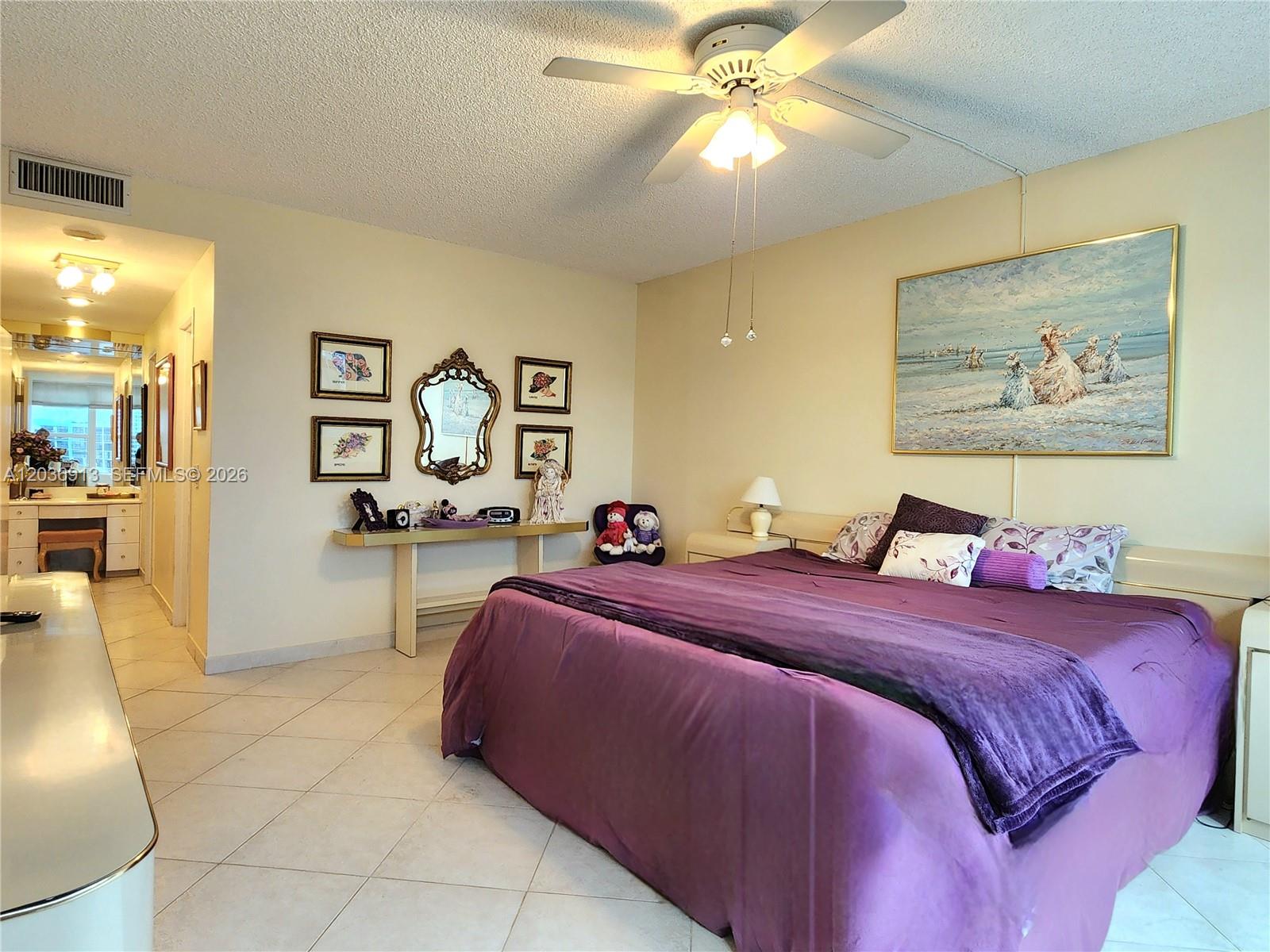 Photo of 3505 Ocean Dr  #705, Hollywood, Florida, 33019 - 