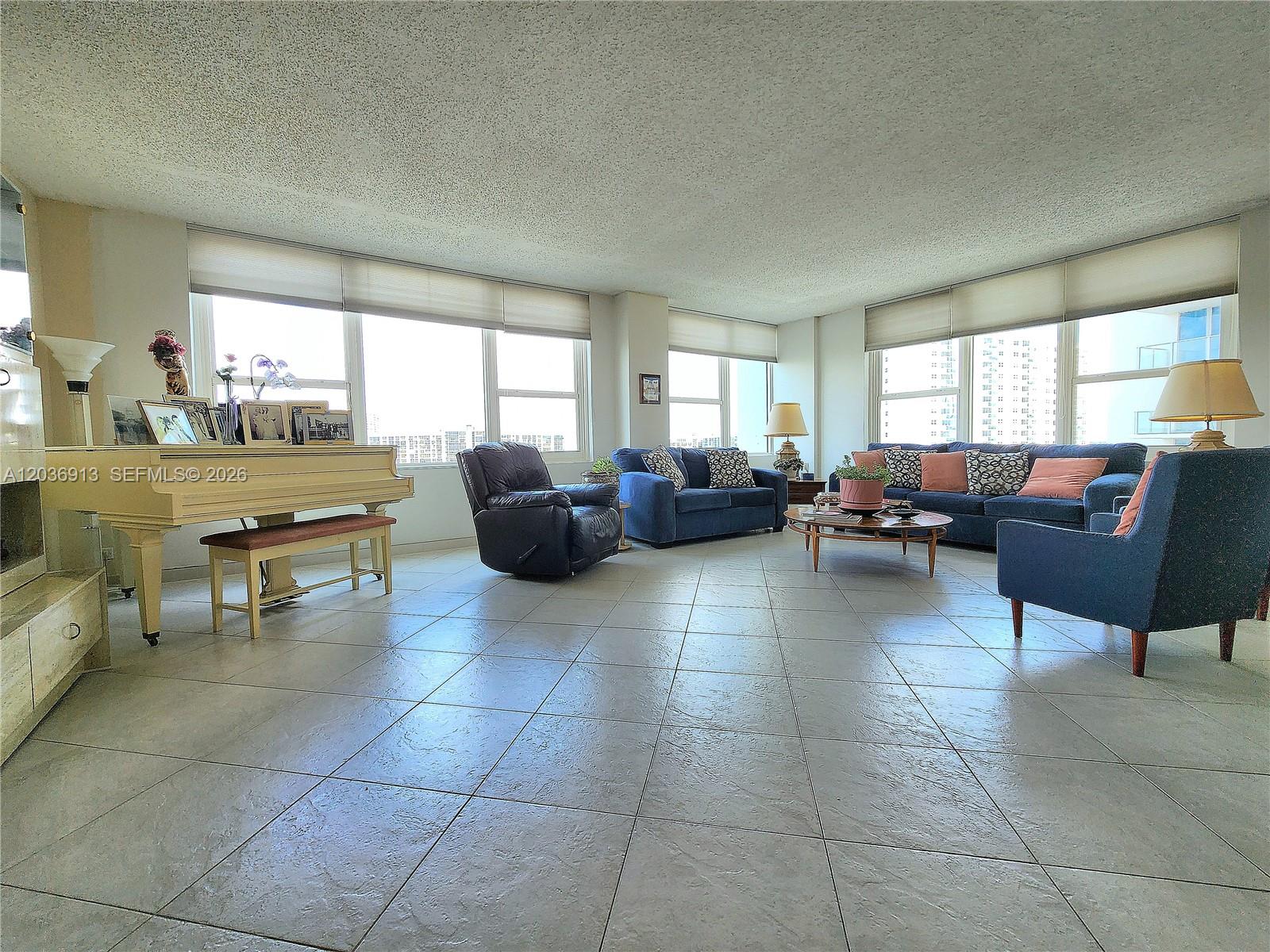 Photo of 3505 Ocean Dr  #705, Hollywood, Florida, 33019 - 