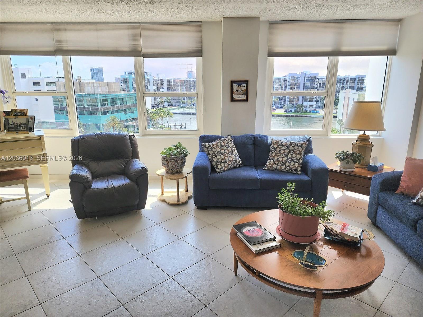 Photo of 3505 Ocean Dr  #705, Hollywood, Florida, 33019 - 