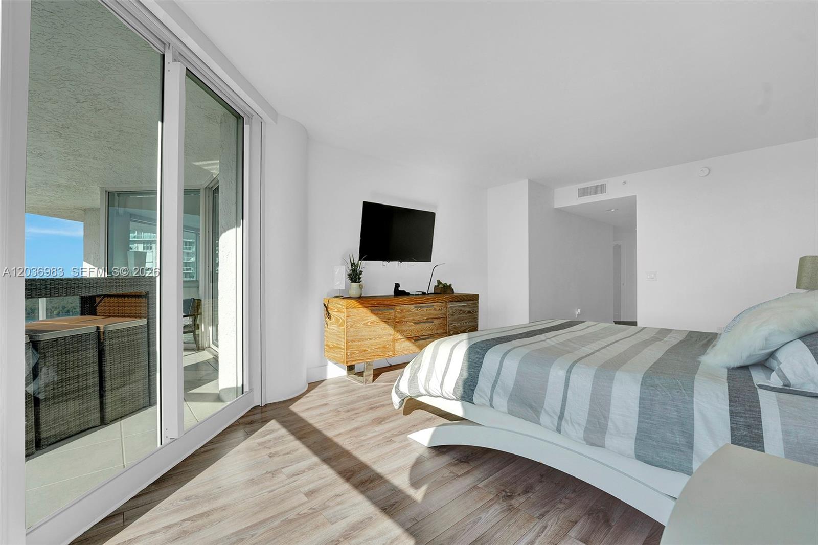 Photo of 16400 Collins Ave  #1944, Sunny Isles Beach, Florida, 33160 - 