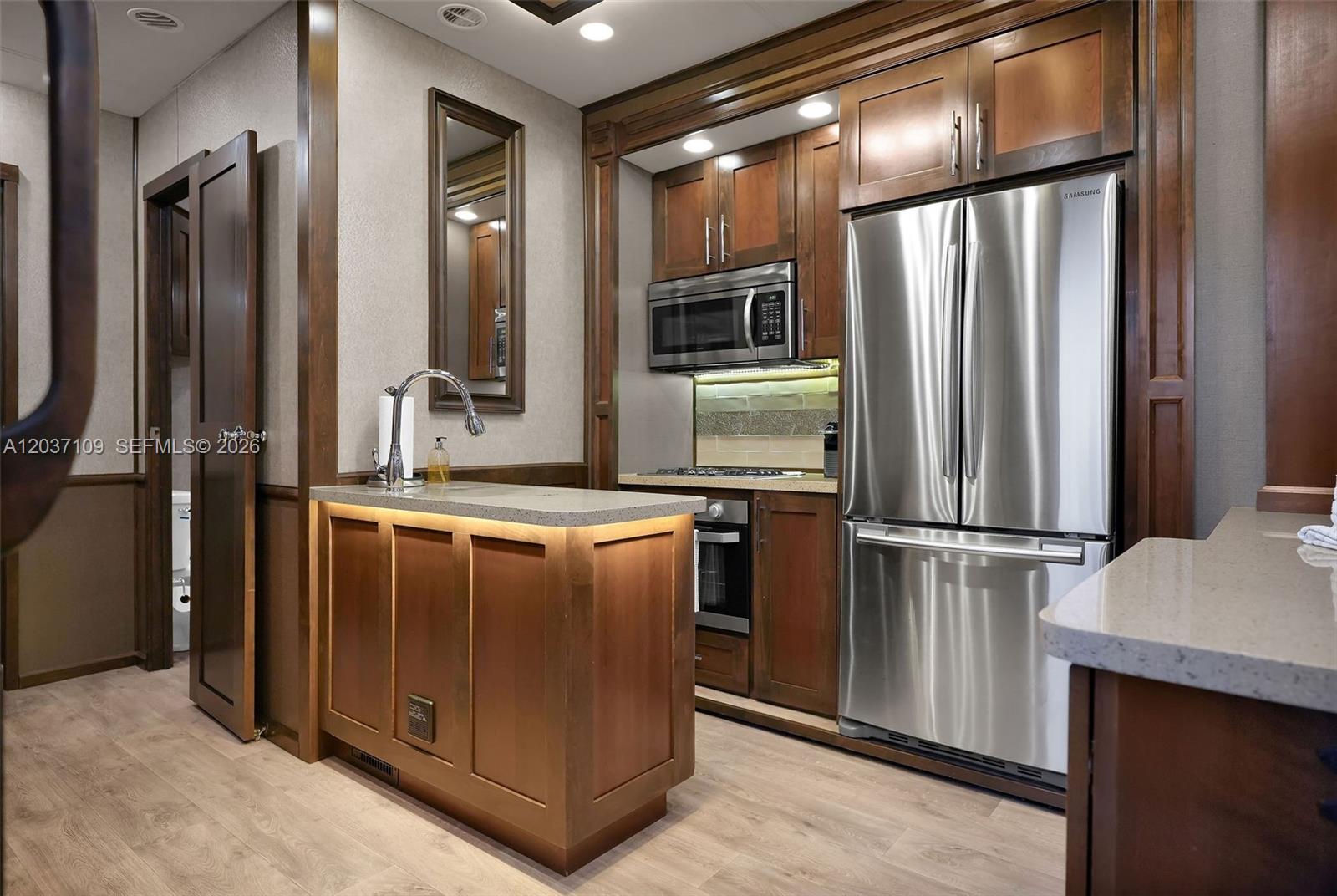 See details / sq. ft. $ 2026-06-15 0 Photo