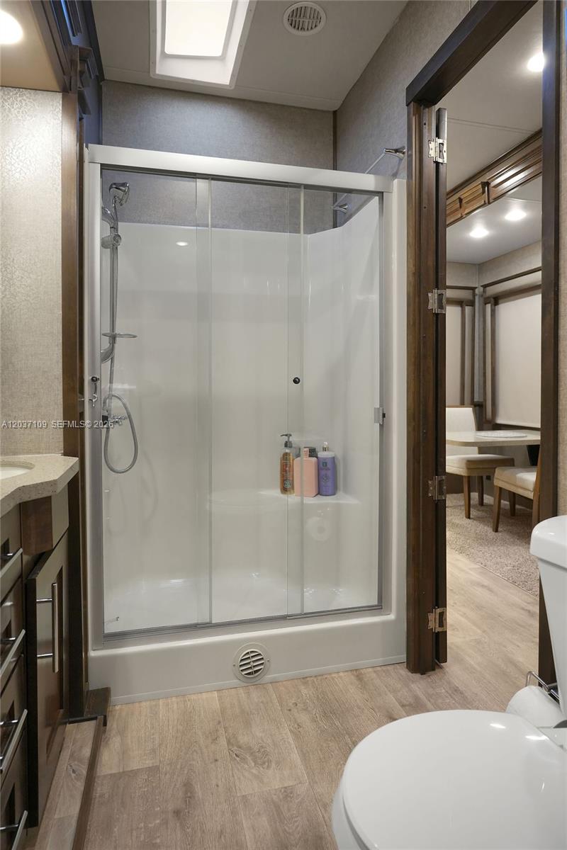 See details / sq. ft. $ 2026-06-15 0 Photo