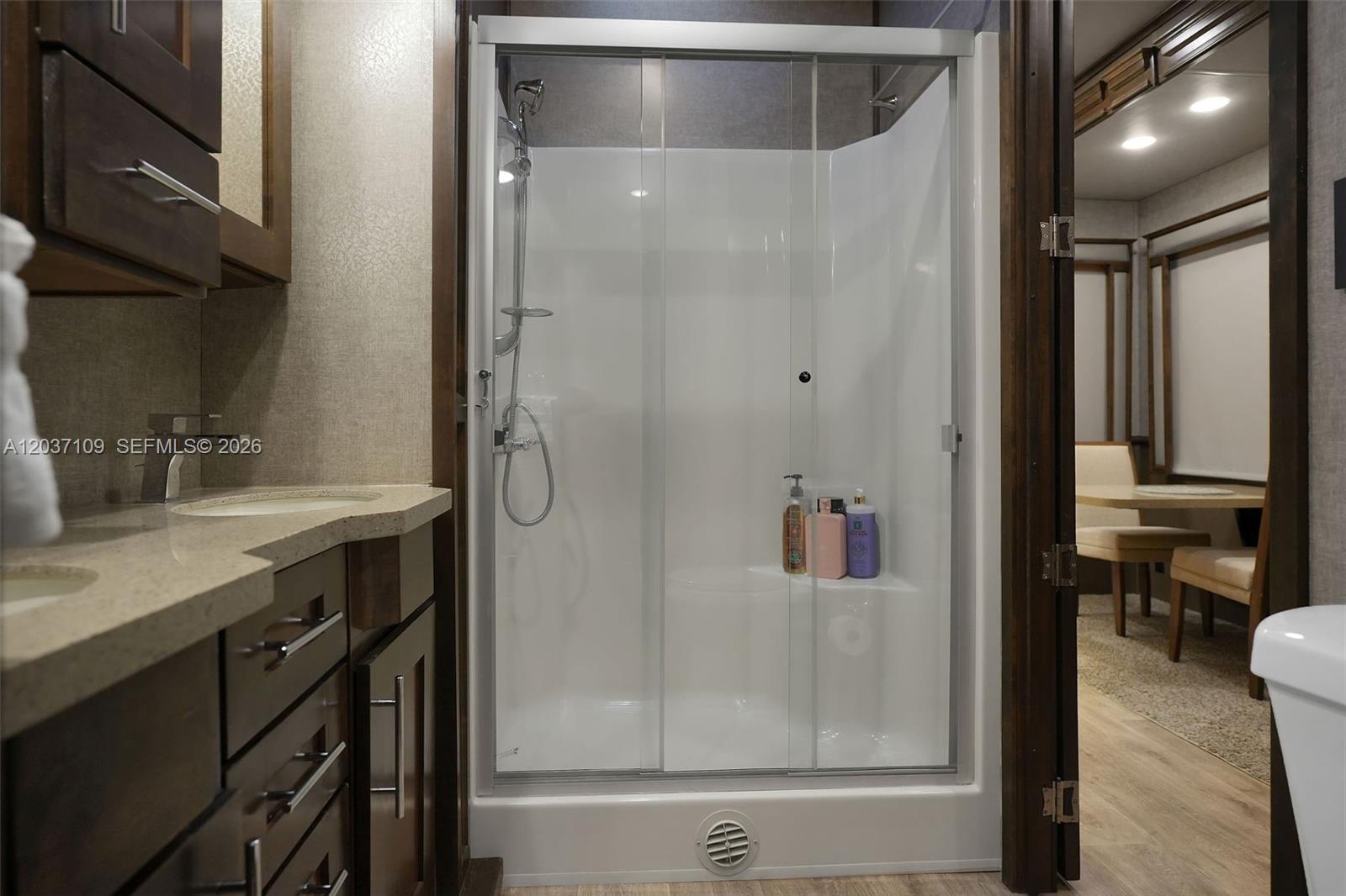 See details / sq. ft. $ 2026-06-15 0 Photo