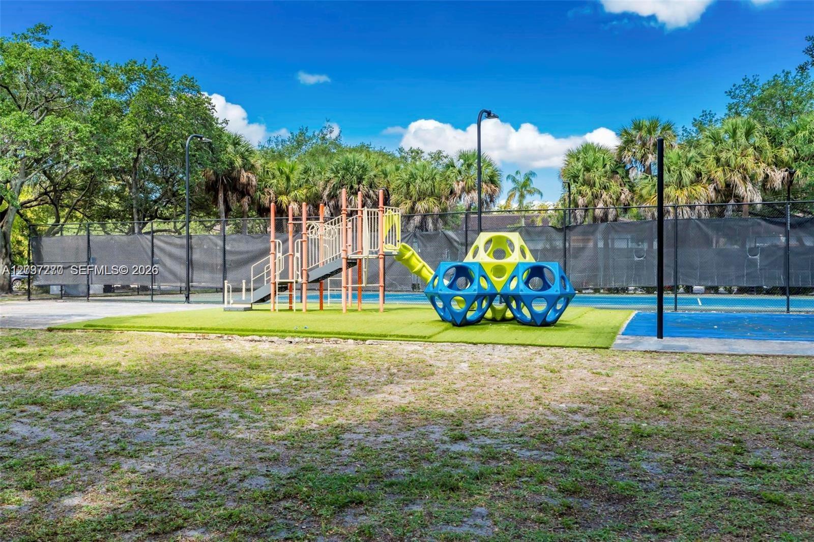 115 2 / 2 944 sq. ft. $ 2026-06-15 0 Photo