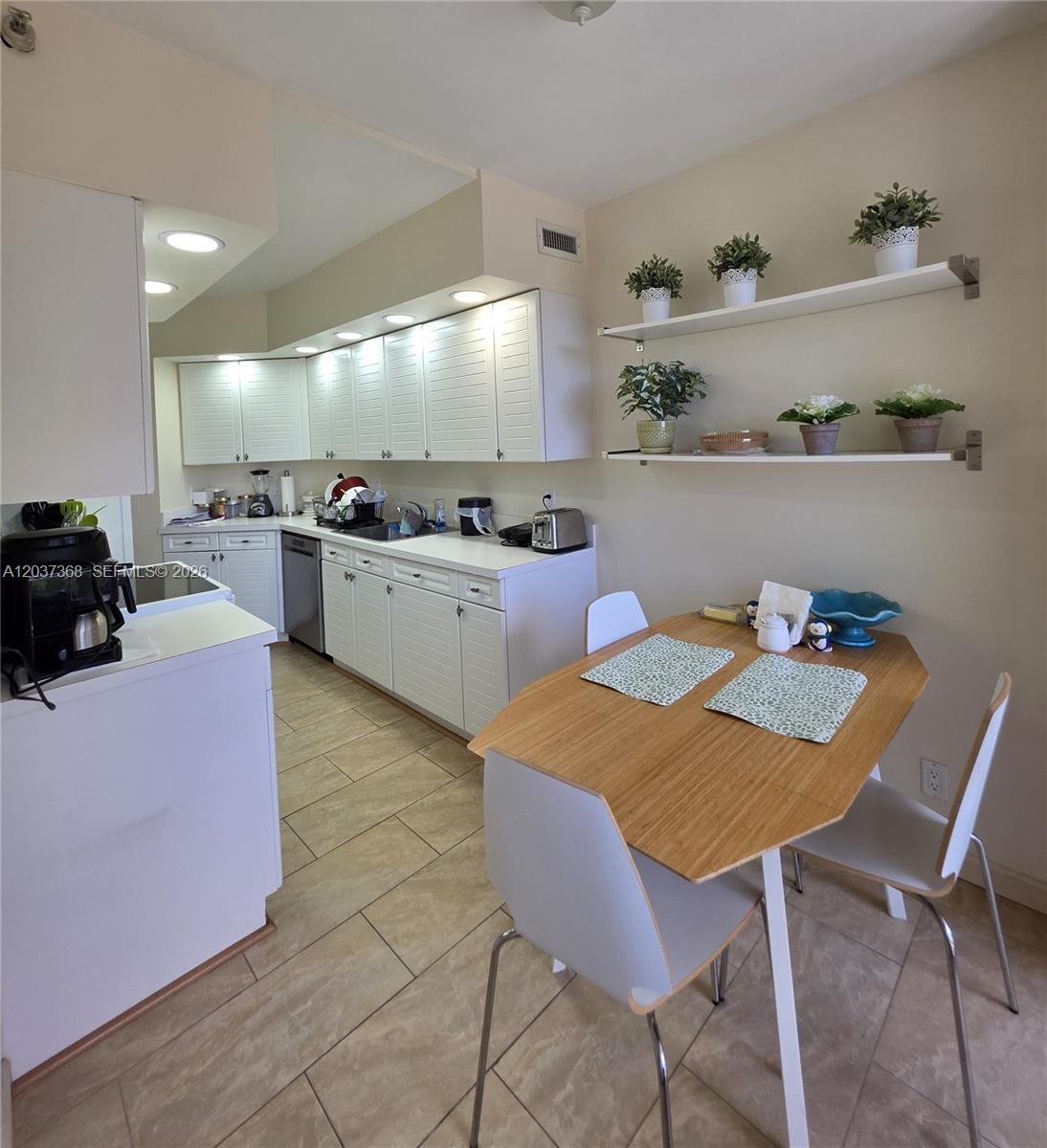Photo of #416, Aventura, Florida, 33180 -