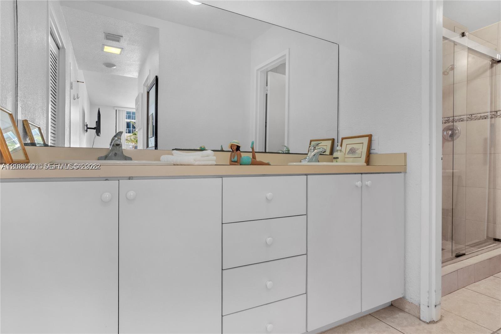 Photo of 3505 Ocean Dr  #208, Hollywood, Florida, 33019 - 