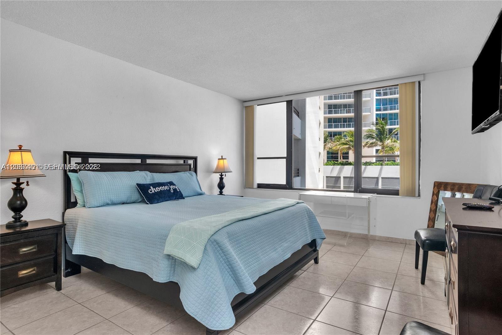 Photo of 3505 Ocean Dr  #208, Hollywood, Florida, 33019 - 