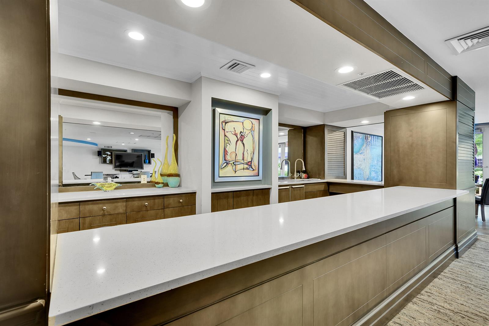 Photo of 6051 Ocean  #607, Hollywood, Florida, 33019 - 17 party room 3