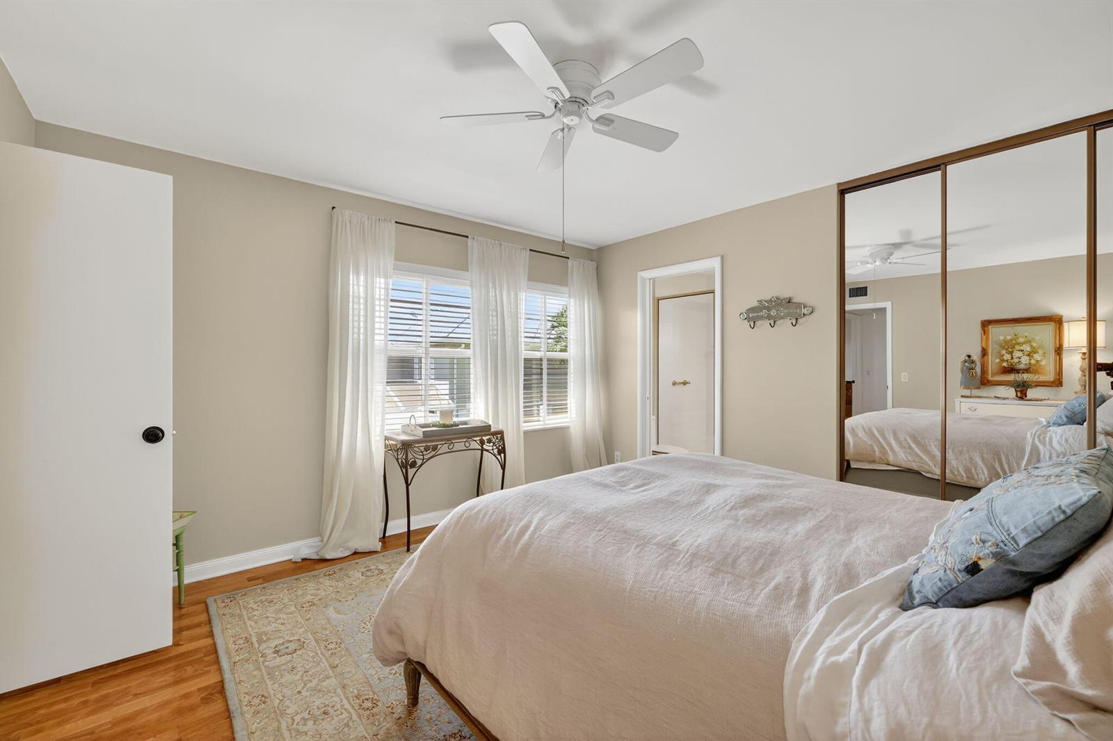 2433 2 /  1374 sq. ft. $ 2026-06-22 0 foto