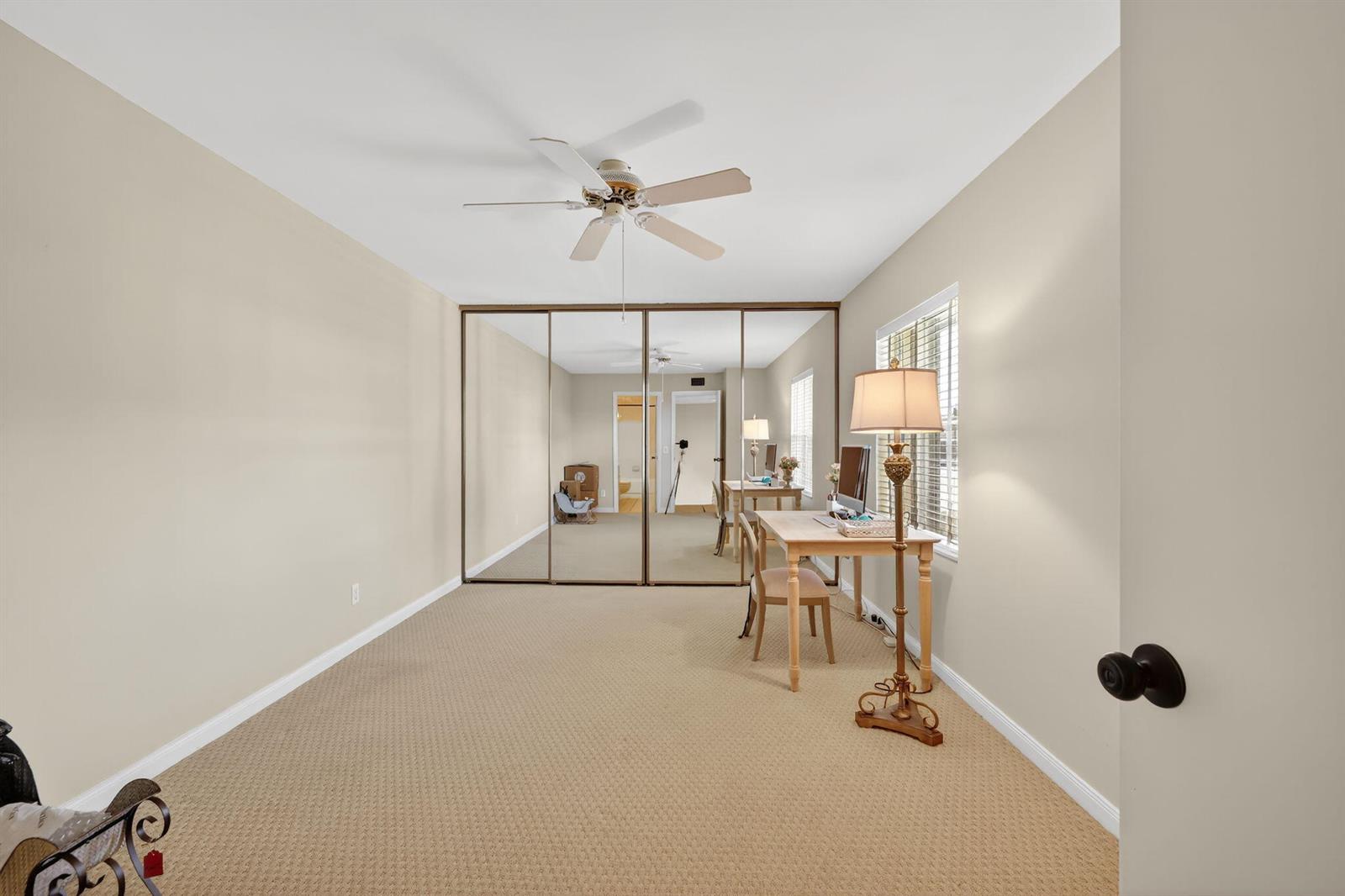 2433 2 /  1374 sq. ft. $ 2026-06-22 0 foto