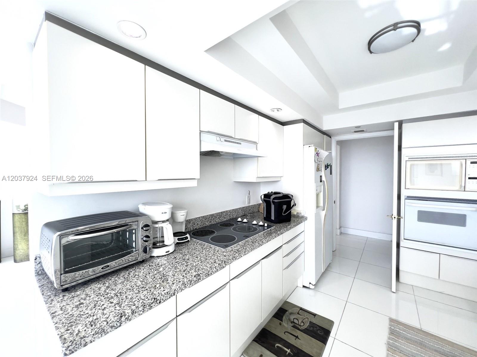Подробнее 2407 4 / 4 2870 кв.футов $ 2026-06-16 0 Фото