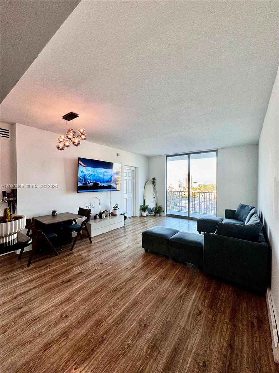 Photo of 140 Dixie Hwy  #921, Hollywood, Florida, 33020 - 