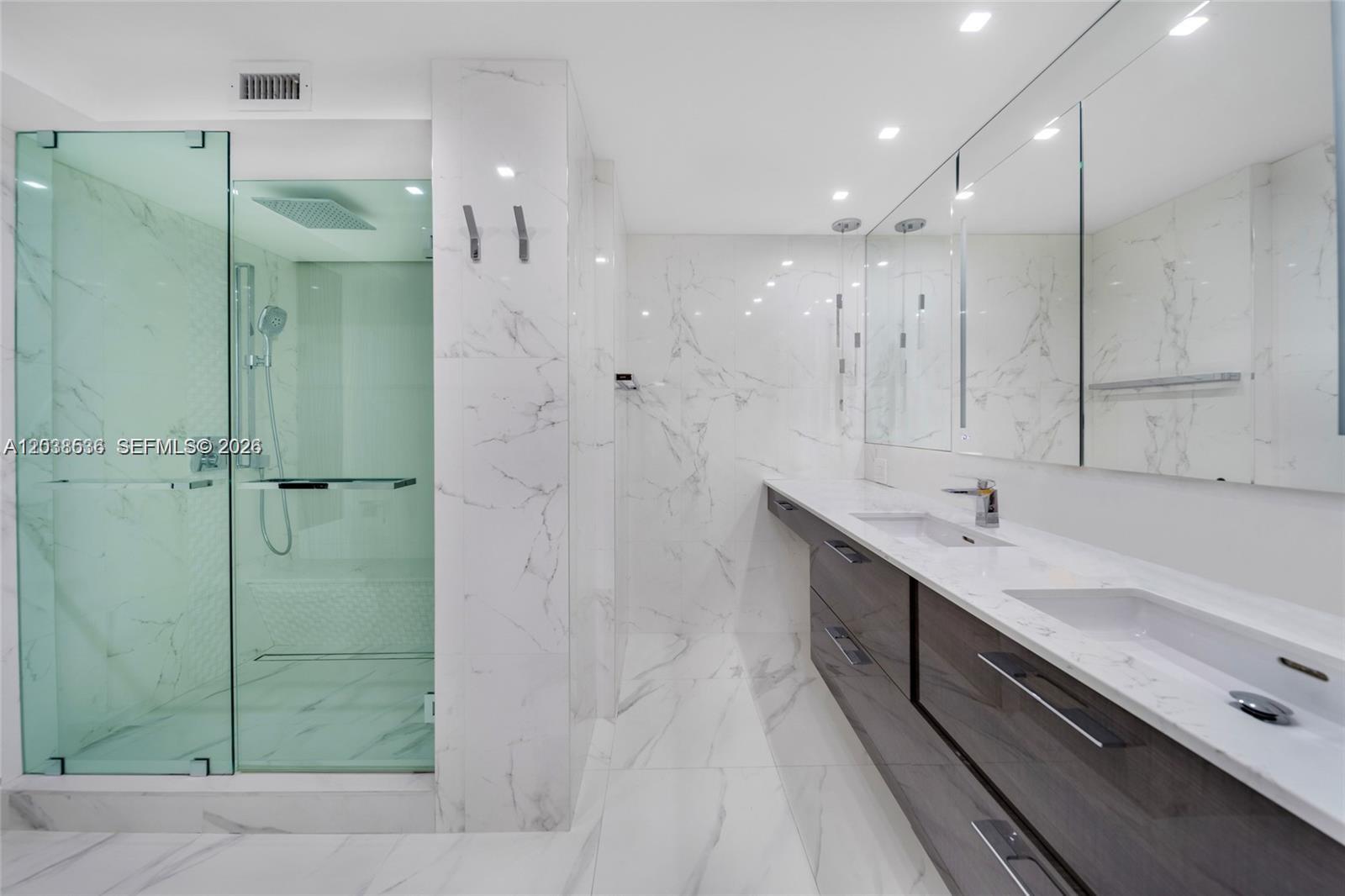 Photo of 2030 Ocean Dr #2127, Hallandale Beach, Florida, 33009 -