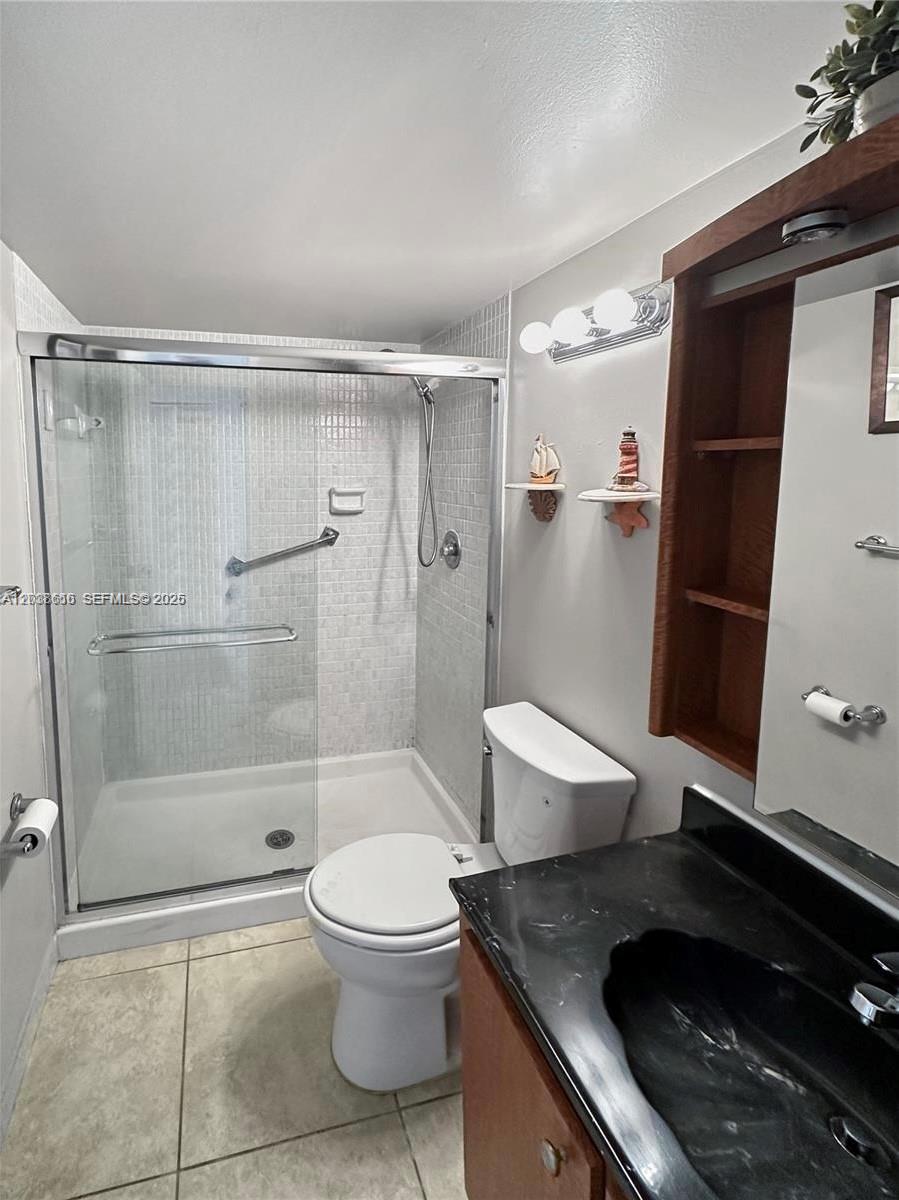Photo of 2049 Ocean Dr #1004, Hallandale Beach, Florida, 33009 -