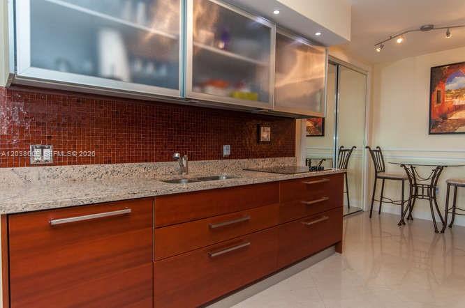 3103 3 / 3 1841 sq. ft. $ 2026-06-17 0 foto