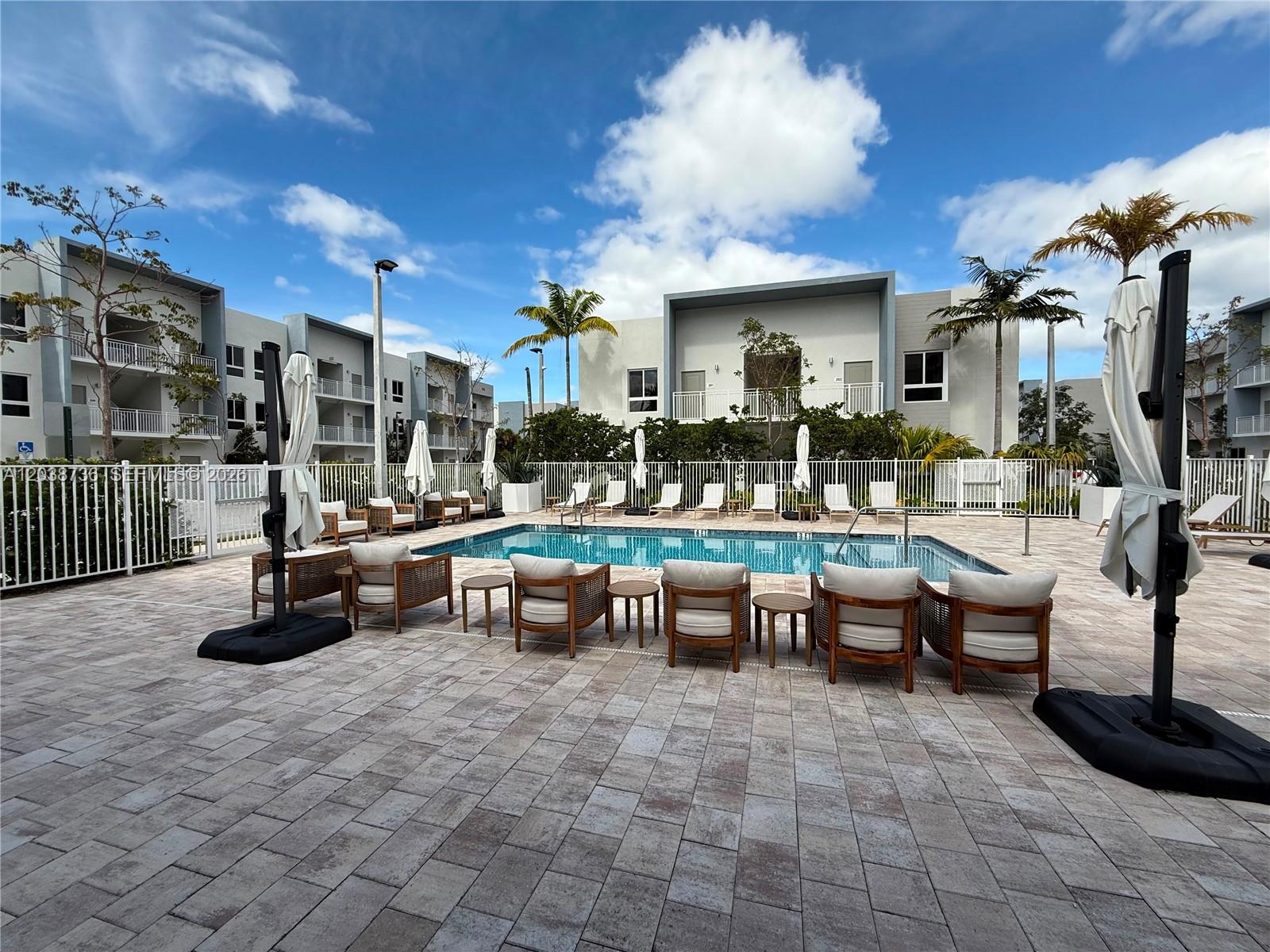 205 1 / 1 703 sq. ft. $ 2026-06-17 0 Photo