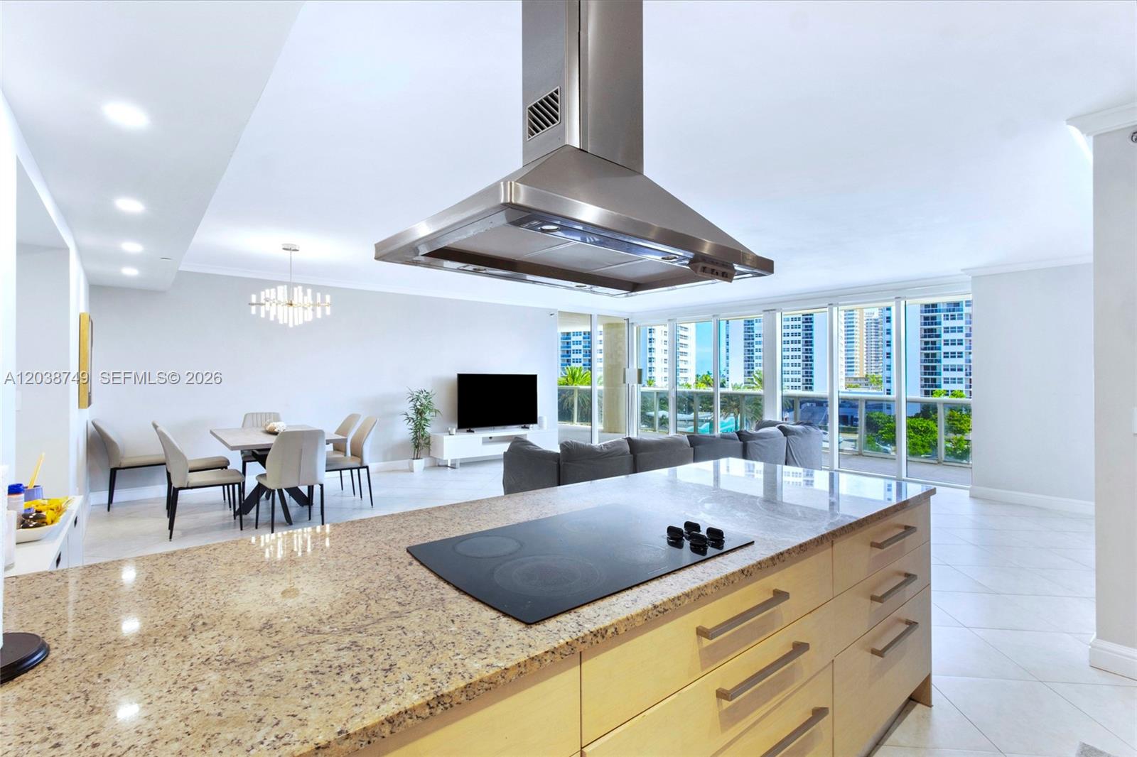 405 2 / 2 1782 sq. ft. $ 2026-06-17 0 foto