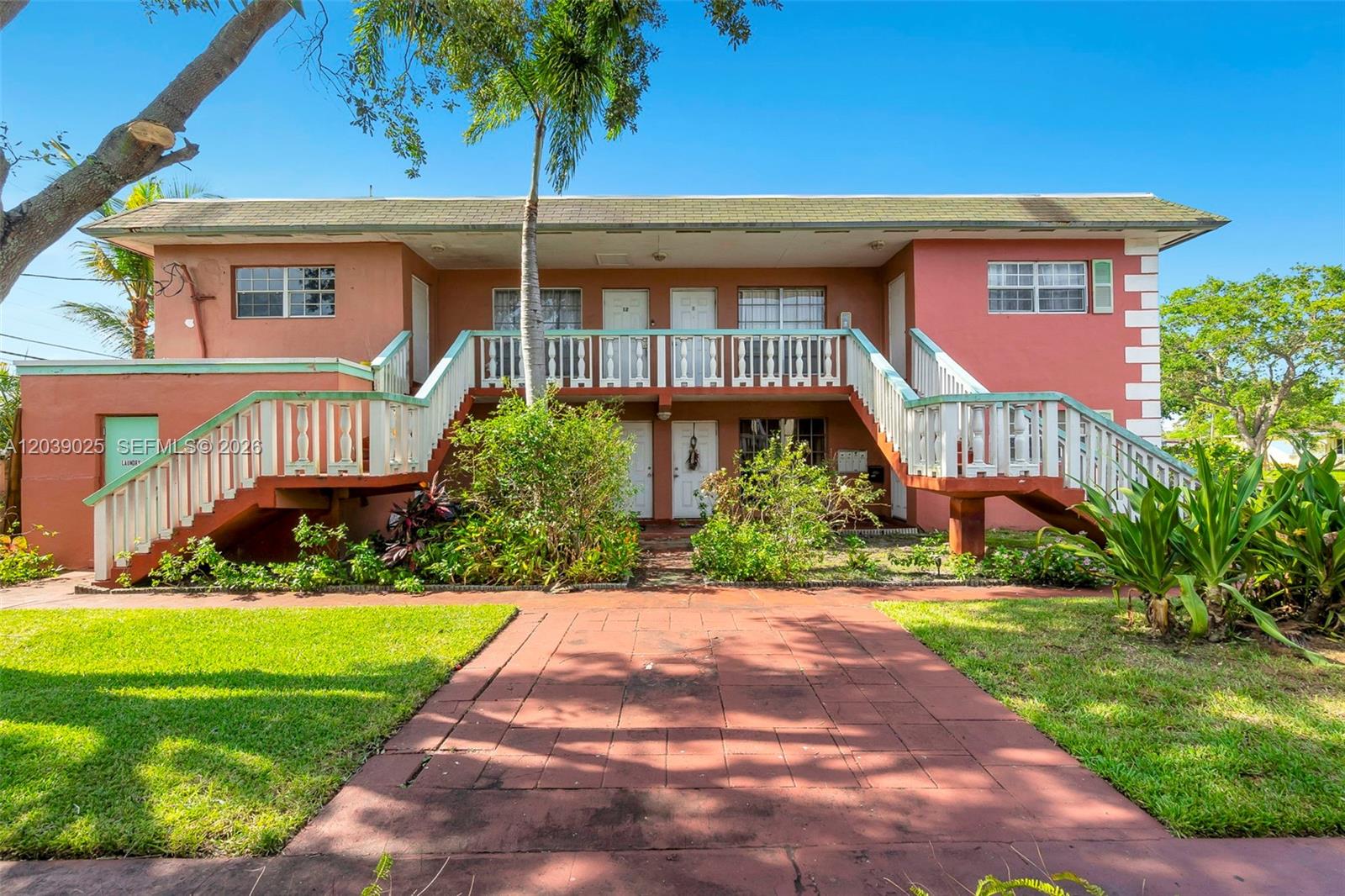 Подробнее / 3416 кв.футов $ 2026-06-17 0 Фото