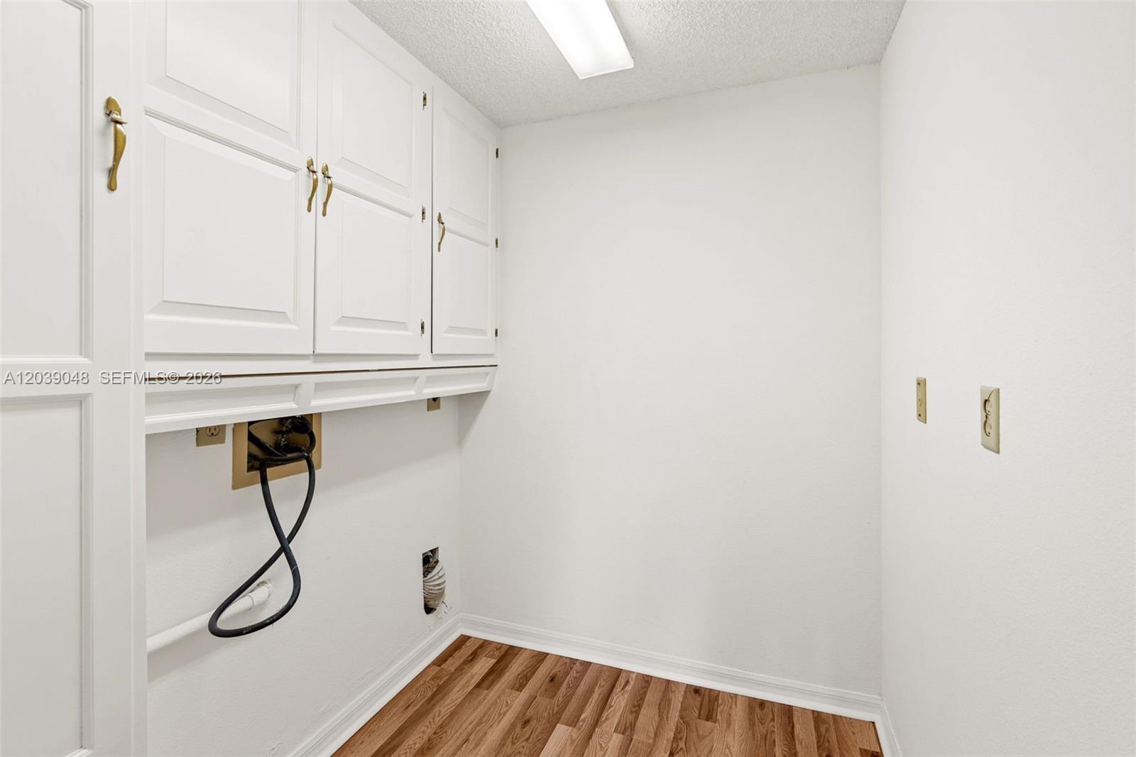   /   sq. ft. $ 2026-06-17 0 Photo