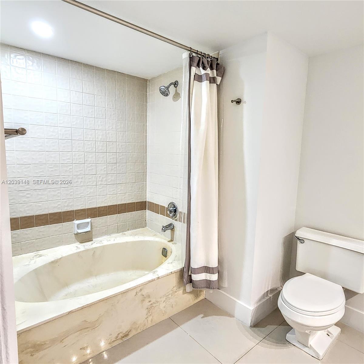 Photo of 18181 31st Ct #1910, Aventura, Florida, 33160 -