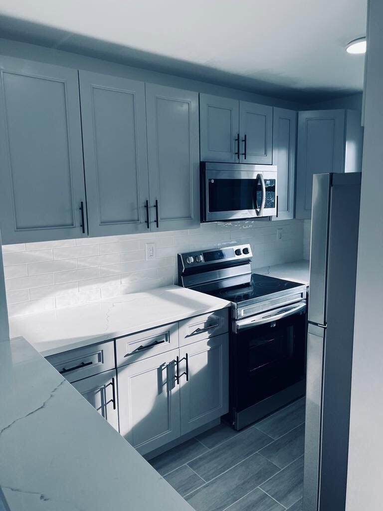 Ver detalles / 0 10529 sq. ft. $ 2026-06-22 0 foto