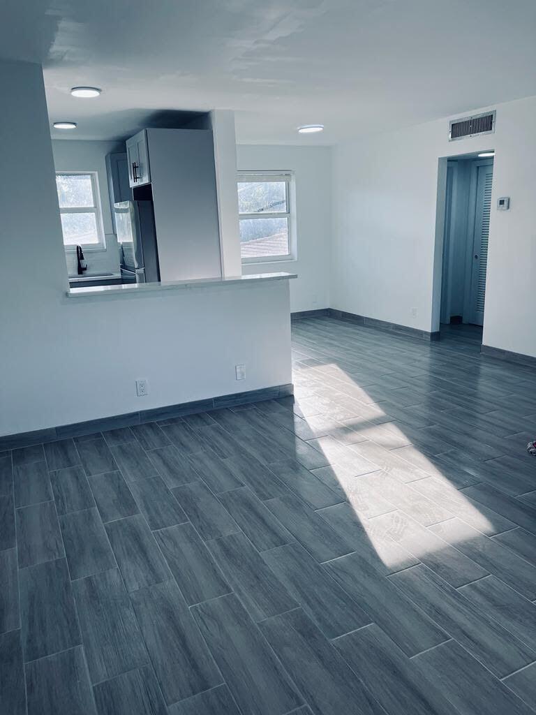 Ver detalles / 0 10529 sq. ft. $ 2026-06-22 0 foto