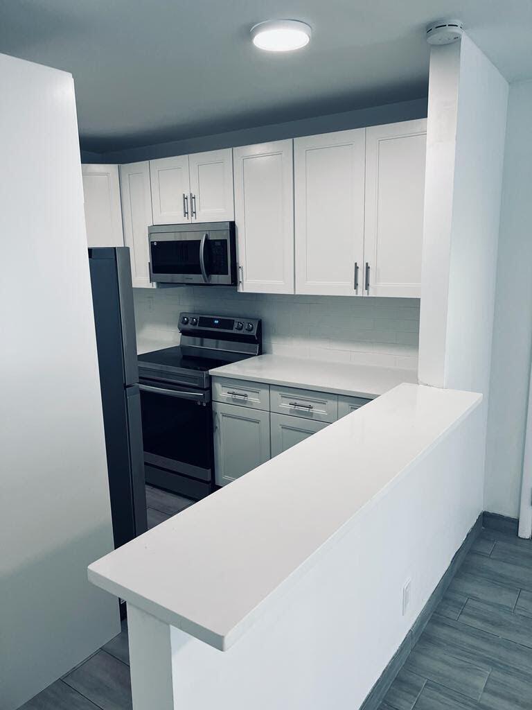 Ver detalles / 0 10529 sq. ft. $ 2026-06-22 0 foto