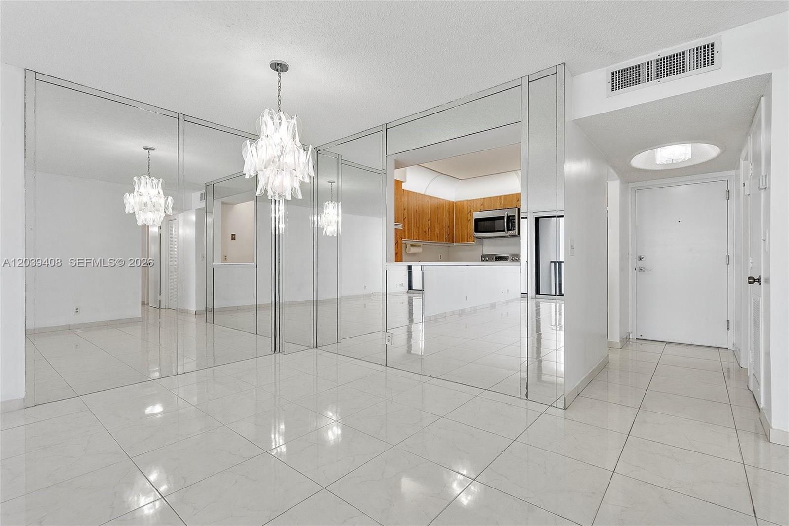 Photo of 2301 Ocean Dr  #1406, Hollywood, Florida, 33019 - 