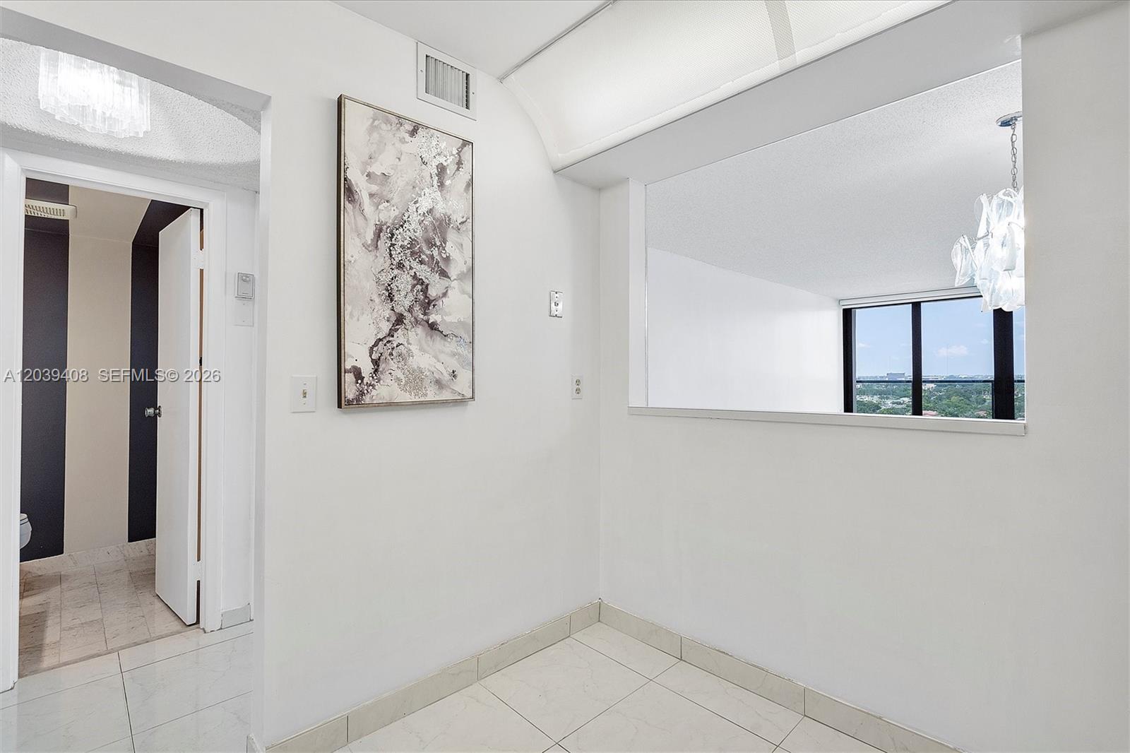 Photo of 2301 Ocean Dr  #1406, Hollywood, Florida, 33019 - 