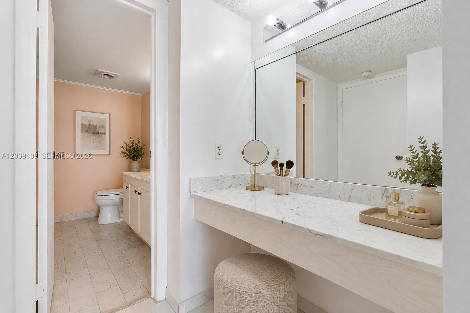 Photo of 2301 Ocean Dr  #1406, Hollywood, Florida, 33019 - 