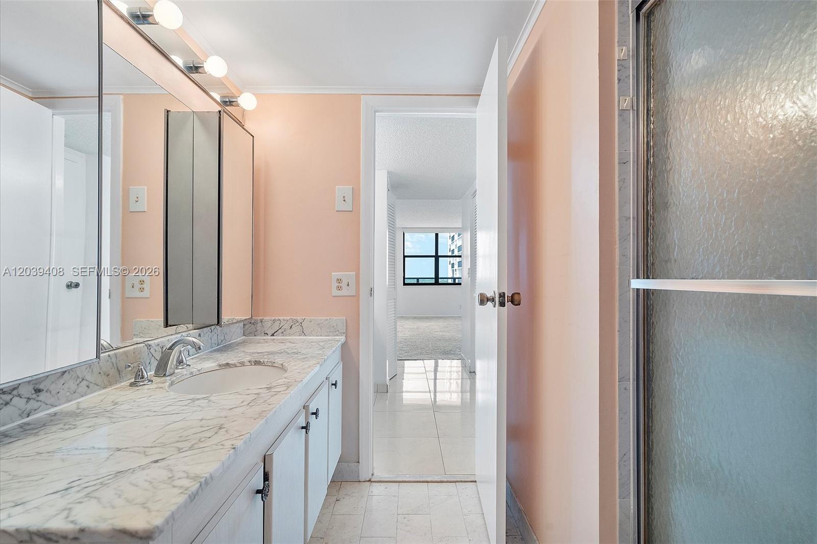 Photo of 2301 Ocean Dr  #1406, Hollywood, Florida, 33019 - 