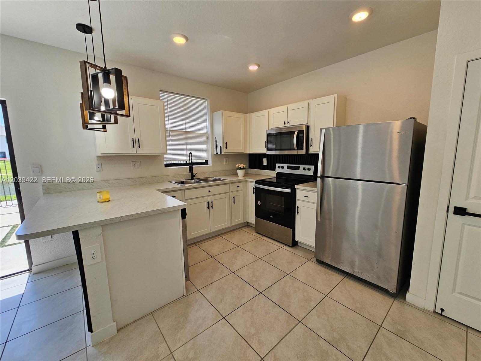 1473 4 / 3 1580 sq. ft. $ 2026-06-18 0 foto