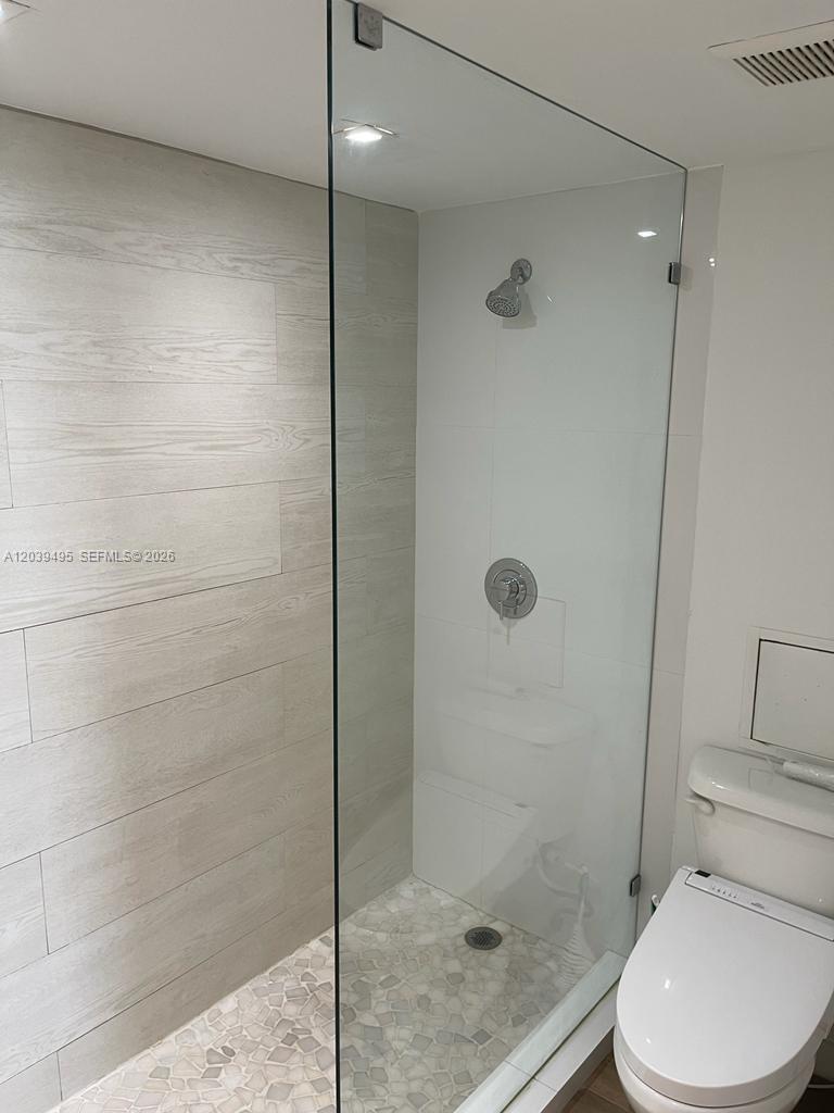 1521 2 / 2 1357 sq. ft. $ 2026-06-18 0 foto