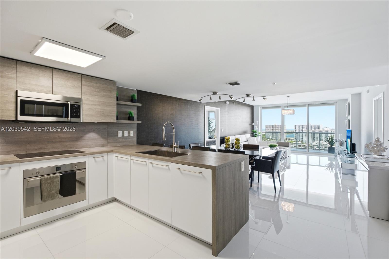 Photo of 400 Sunny Isles Blvd  #1817, Sunny Isles Beach, Florida, 33160 - 