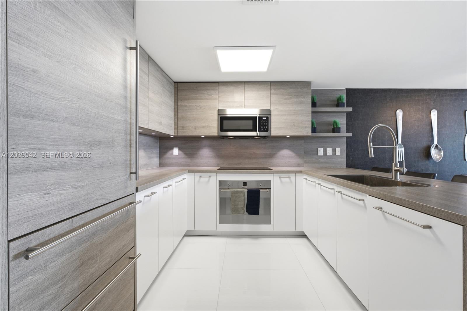 Photo of 400 Sunny Isles Blvd  #1817, Sunny Isles Beach, Florida, 33160 - 