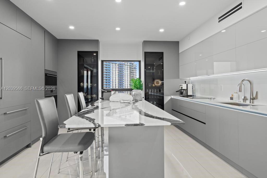 Photo of 19500 Turnberry Way #16B, Aventura, Florida, 33180 -