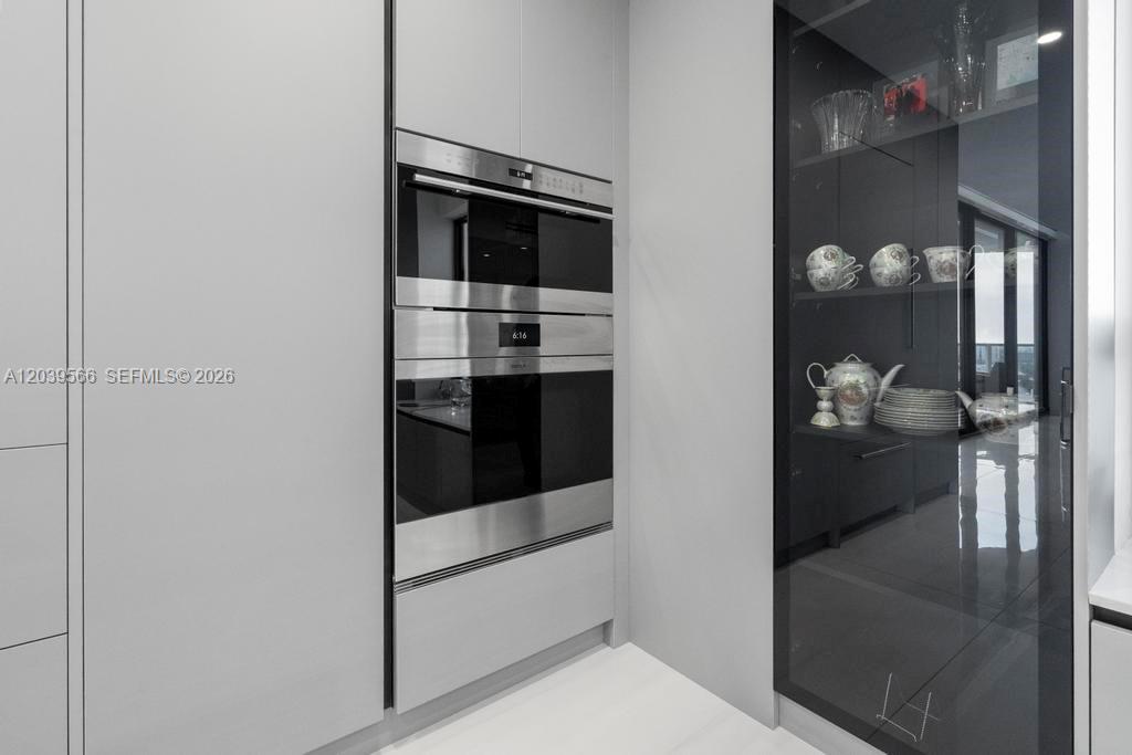 Photo of 19500 Turnberry Way #16B, Aventura, Florida, 33180 -