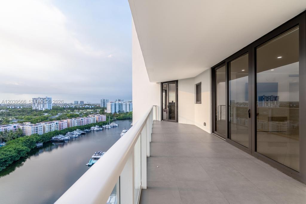 Photo of 19500 Turnberry Way #16B, Aventura, Florida, 33180 -