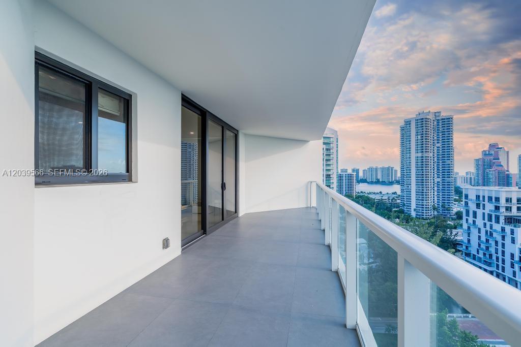 Photo of 19500 Turnberry Way #16B, Aventura, Florida, 33180 -