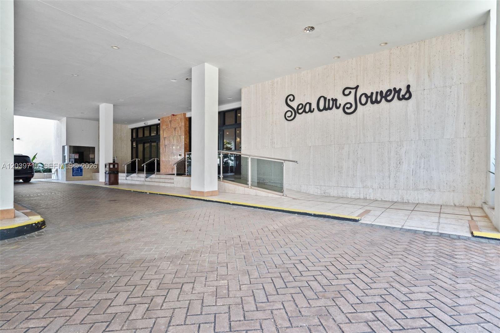 Photo of 3725 Ocean Dr  #1410, Hollywood, Florida, 33019 - 