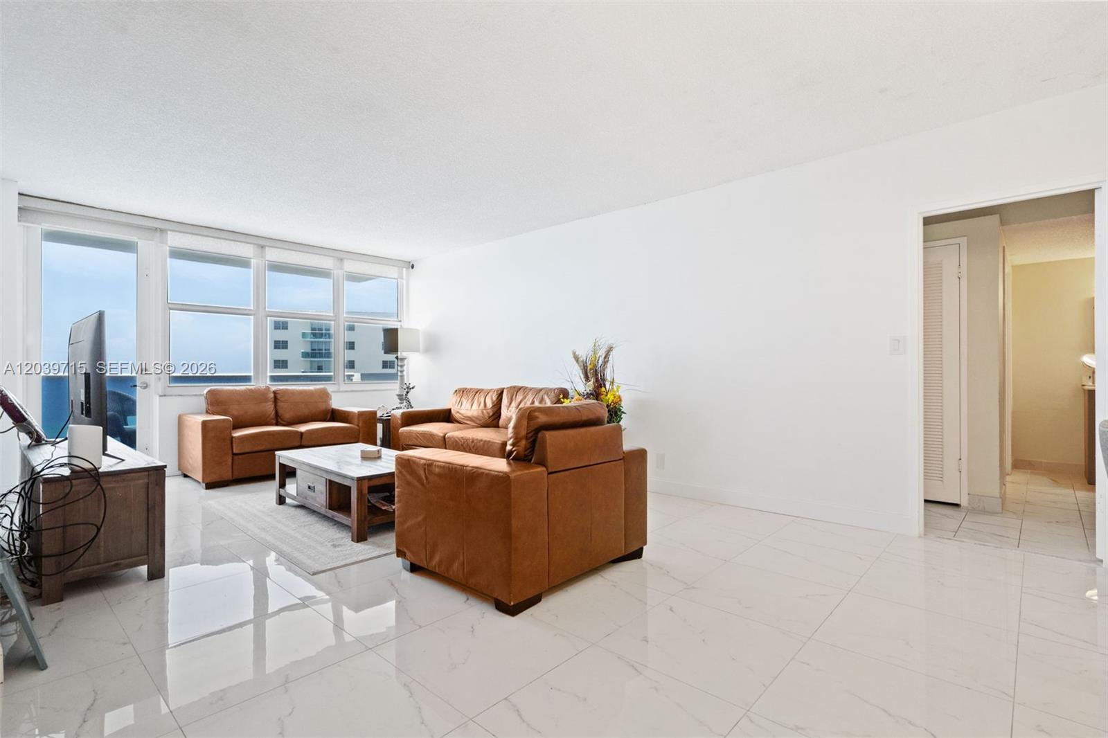 Photo of 3725 Ocean Dr  #1410, Hollywood, Florida, 33019 - 