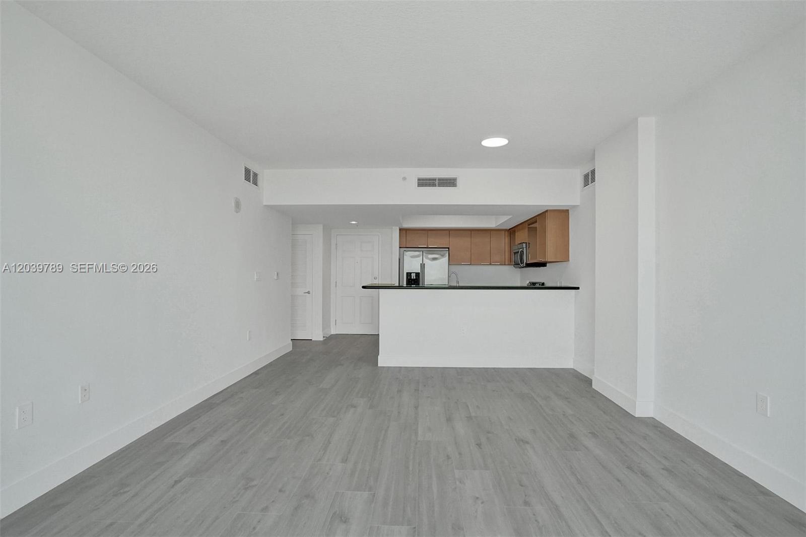 Photo of 140 Dixie Hwy  #803, Hollywood, Florida, 33020 - 