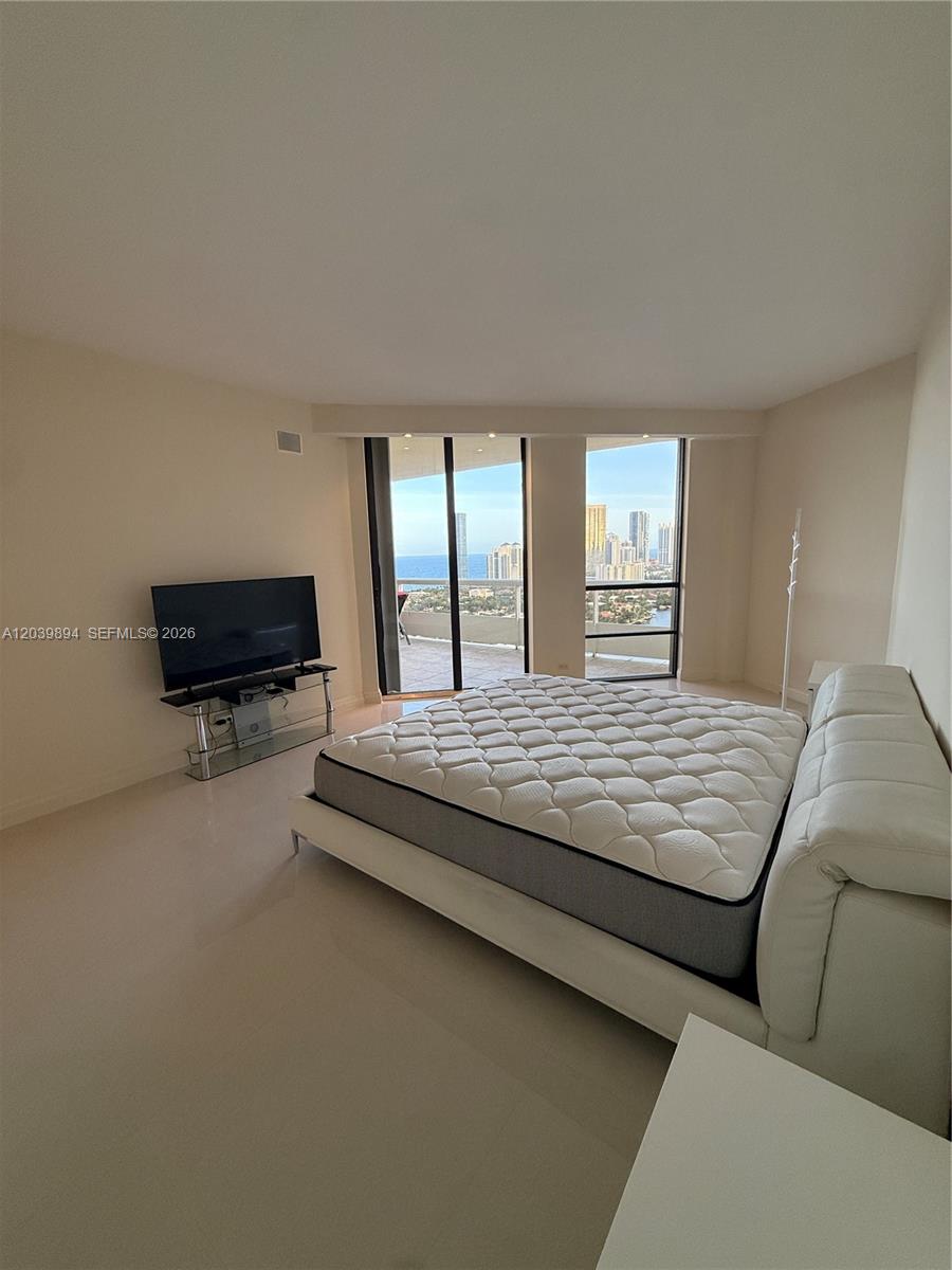 Photo of 20191 Country Club Dr  #TS8, Aventura, Florida, 33180 - 