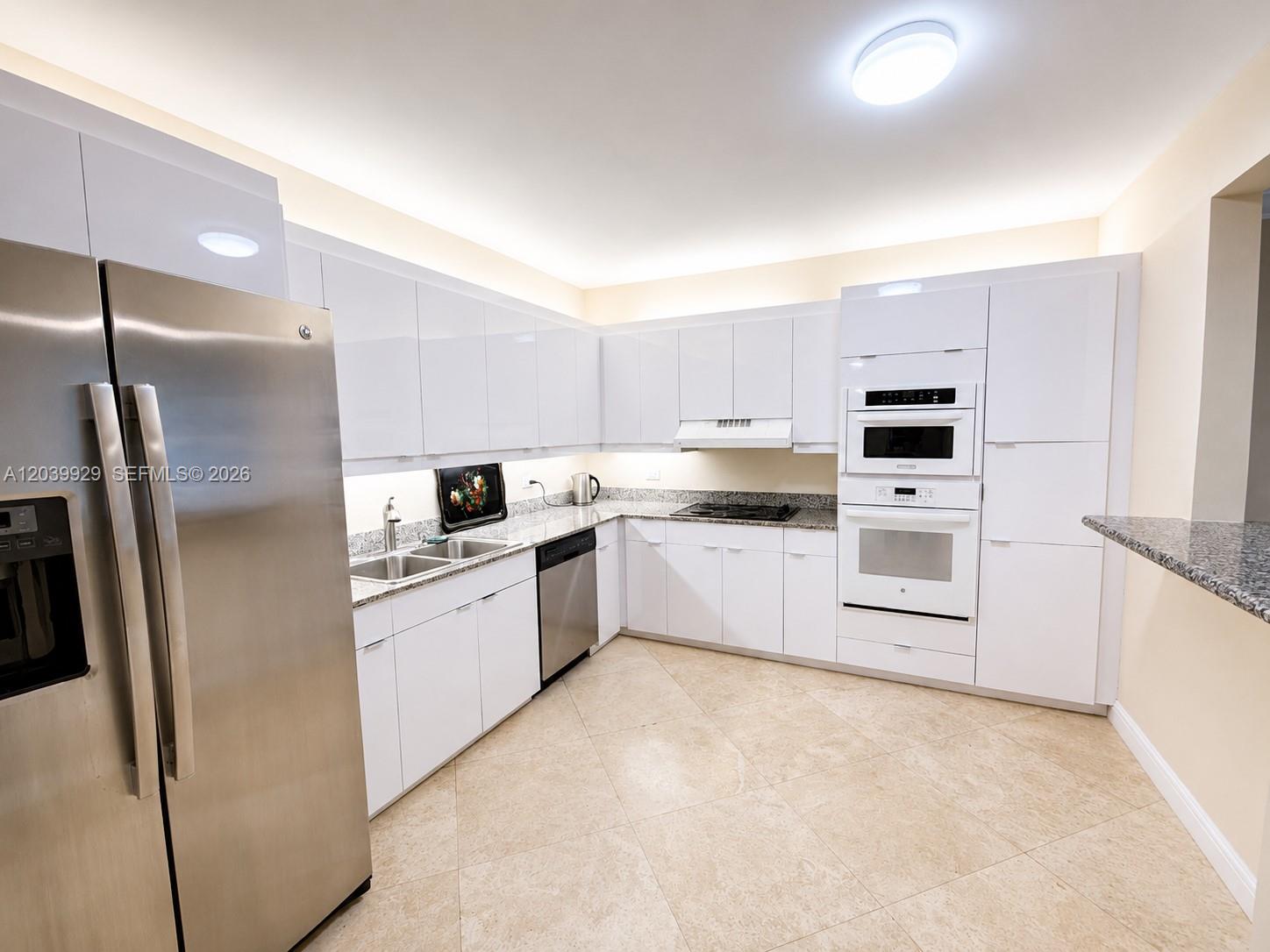 Photo of 8855 Collins Ave  #6H, Surfside, Florida, 33154 - 