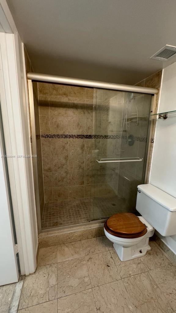 201 2 / 2 1150 sq. ft. $ 2026-06-19 0 Photo