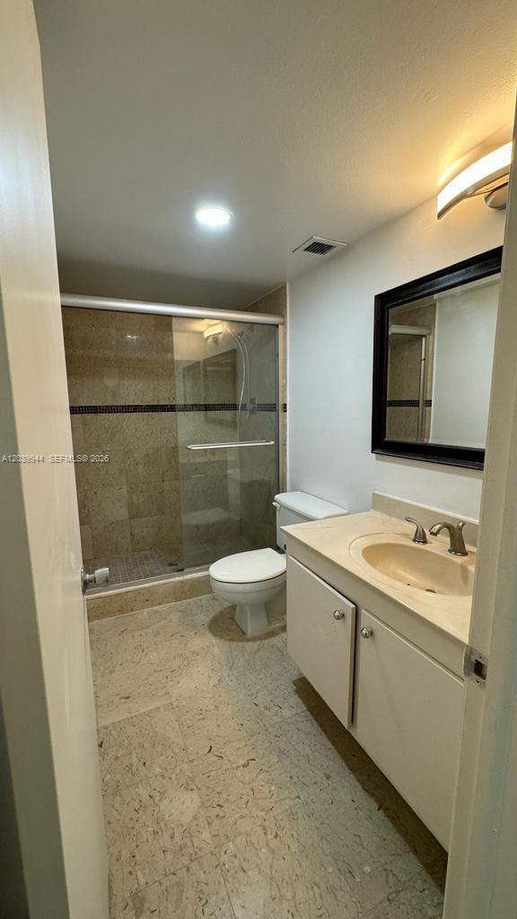201 2 / 2 1150 sq. ft. $ 2026-06-19 0 Photo