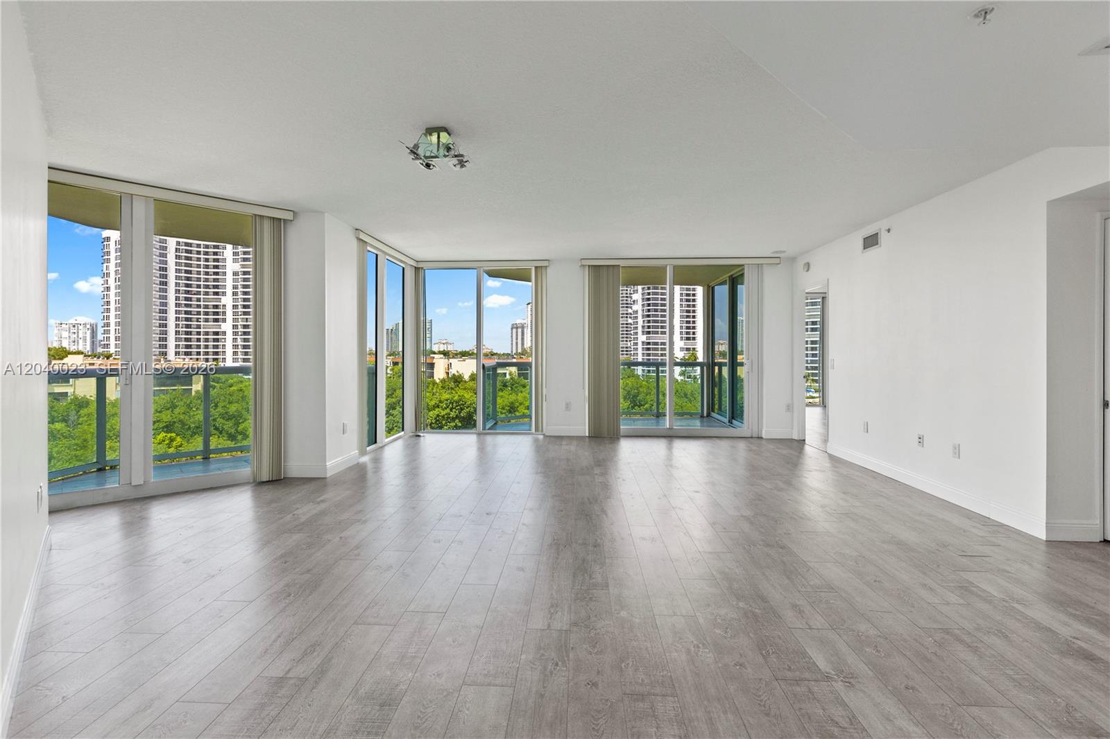 Photo of 3370 Hidden Bay Dr  #602, Aventura, Florida, 33180 - 