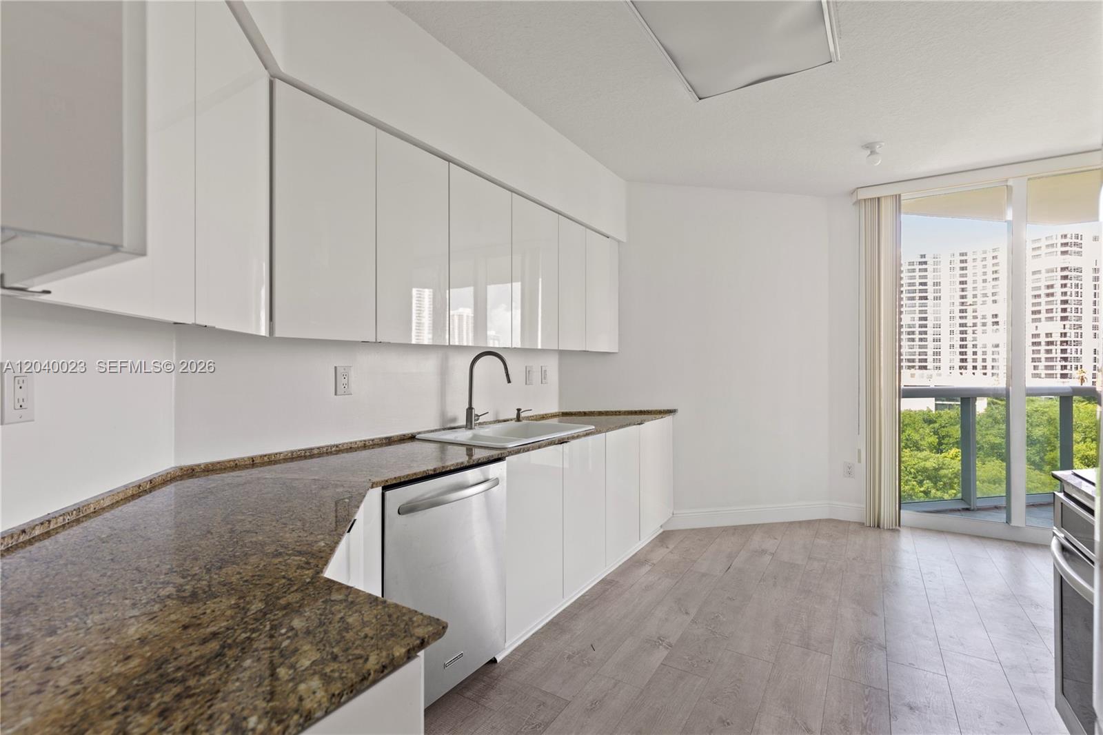 Photo of 3370 Hidden Bay Dr  #602, Aventura, Florida, 33180 - 