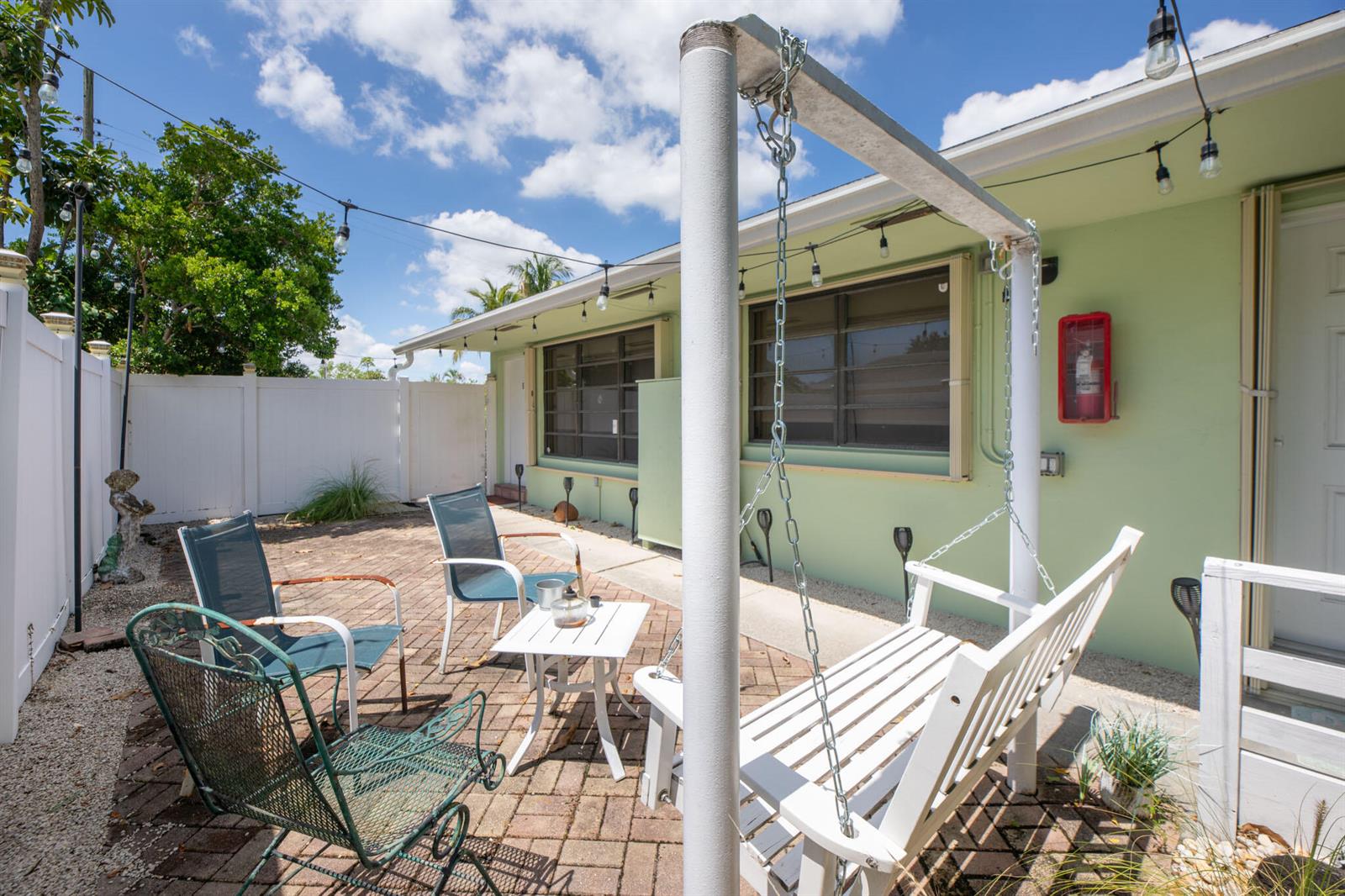 See details 1-3 / 0 1590 sq. ft. $ 2026-08-19 0 Photo