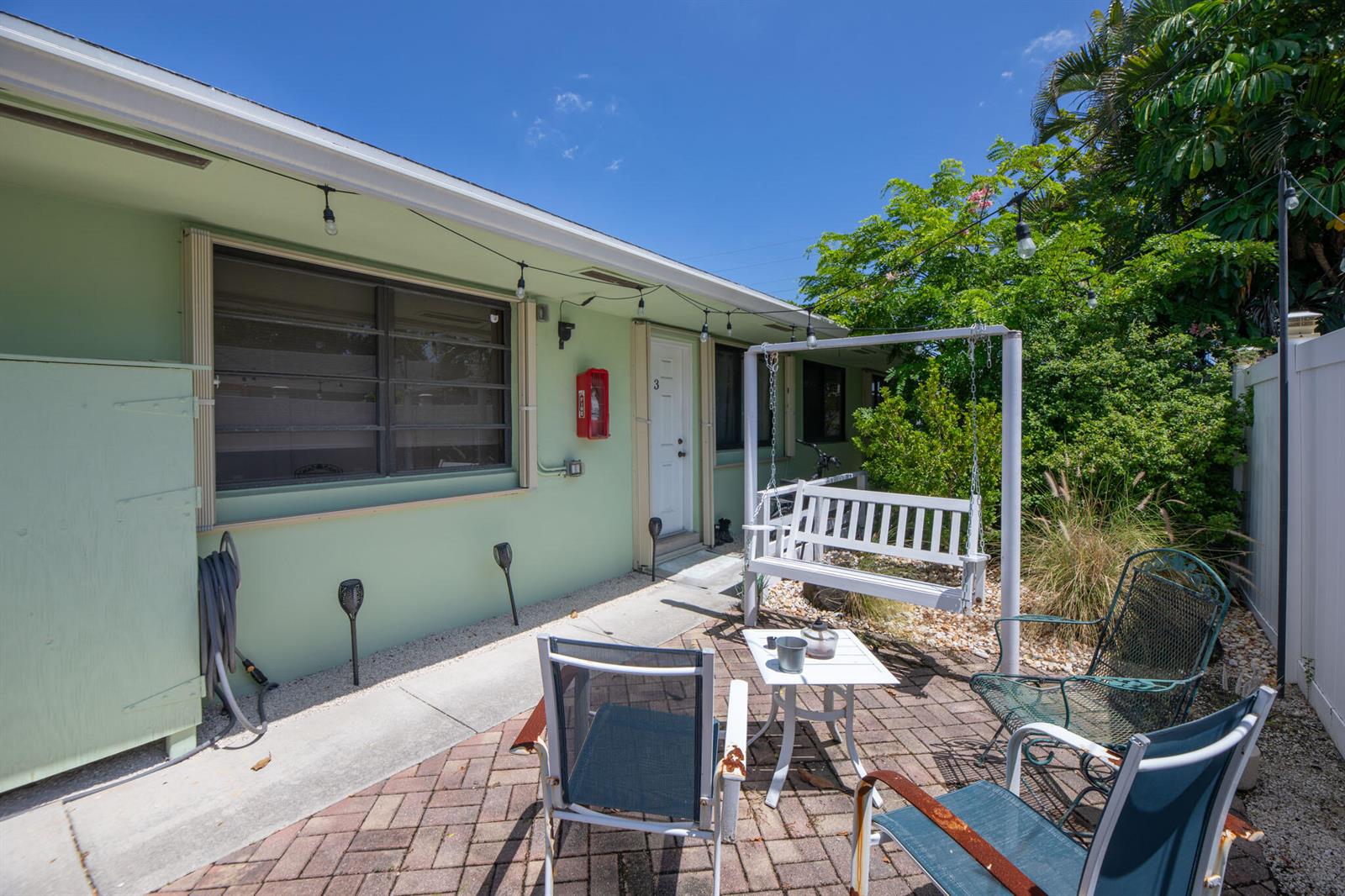 See details 1-3 / 0 1590 sq. ft. $ 2026-08-19 0 Photo